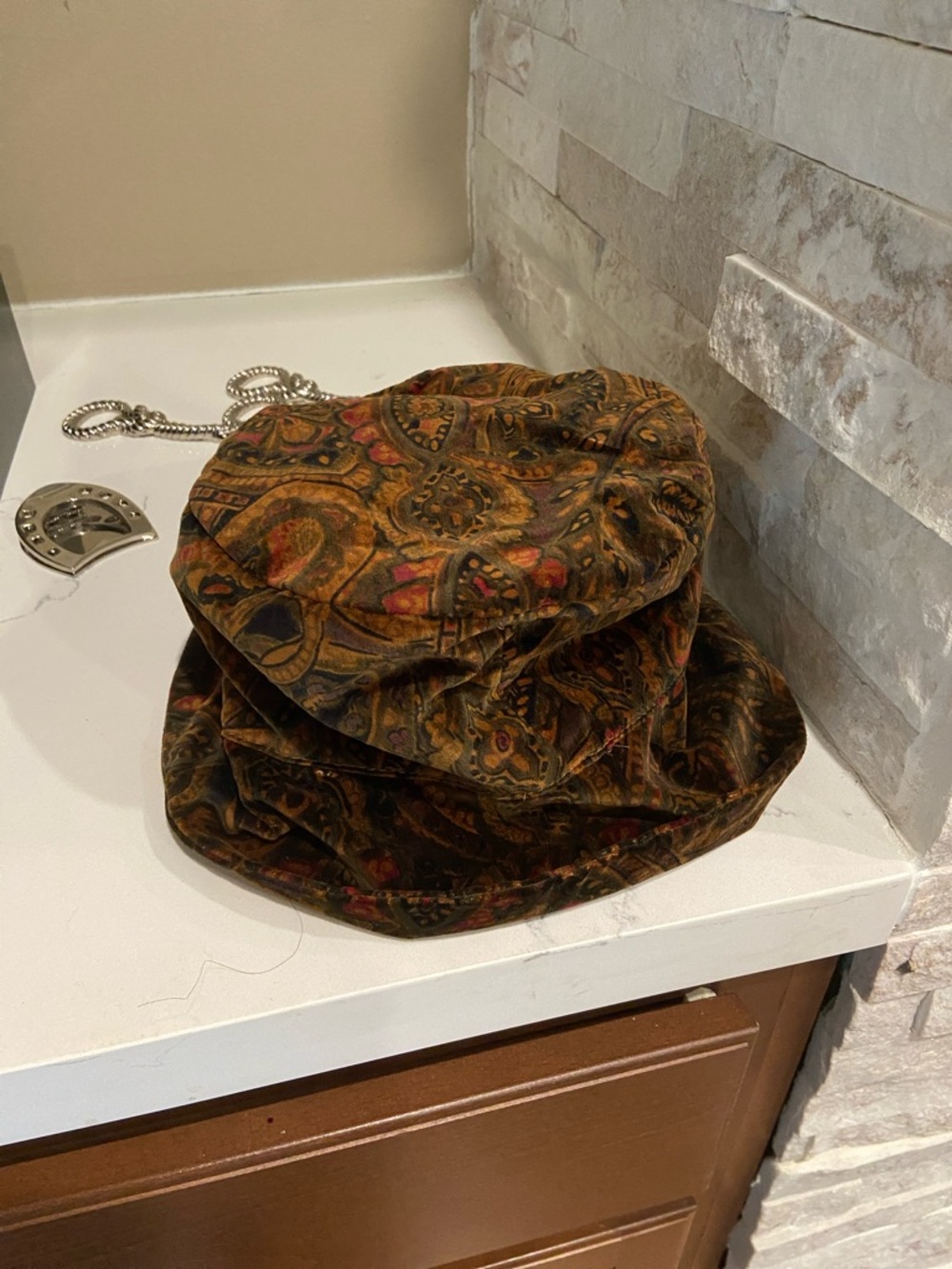 Vintage GAP Brown Velvet Paisley bucket hat with Red Accents Size M/L